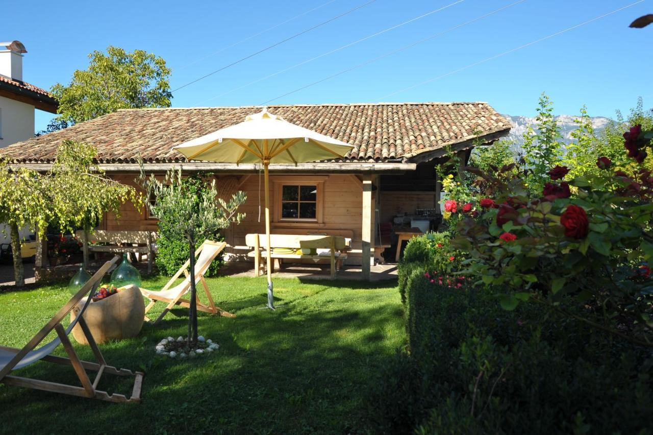 Schiessstandhof Bed and Breakfast Montagna Exteriör bild